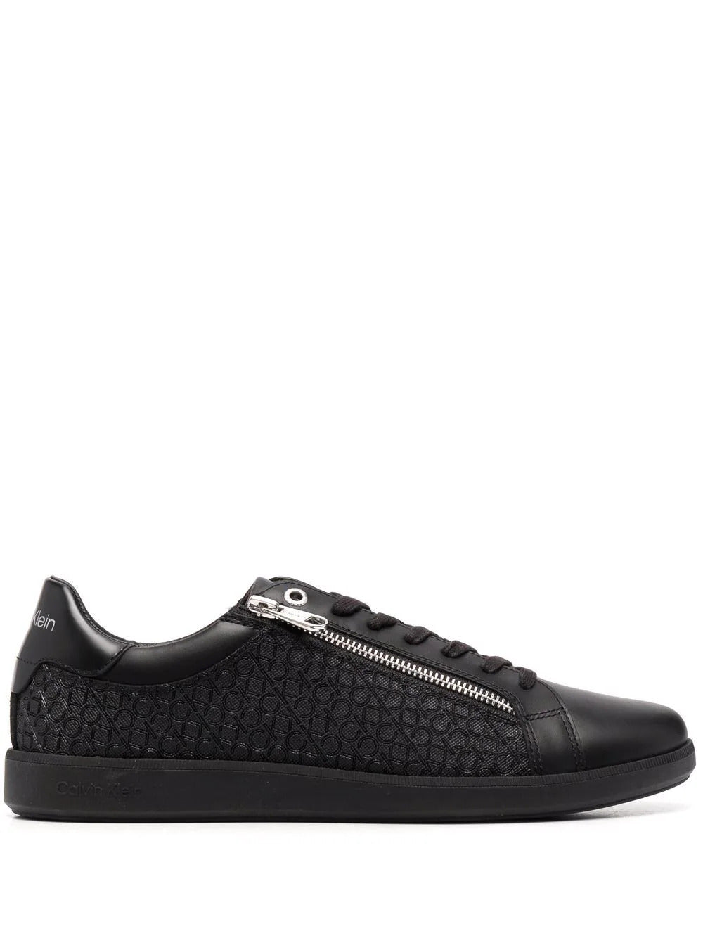 CALVIN KLEIN LOW-TOP LACEUP TRAINERS